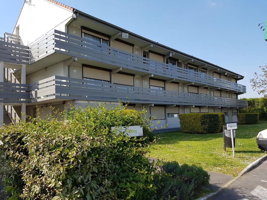 Kyriad Fontenay - Trésigny Exterior foto